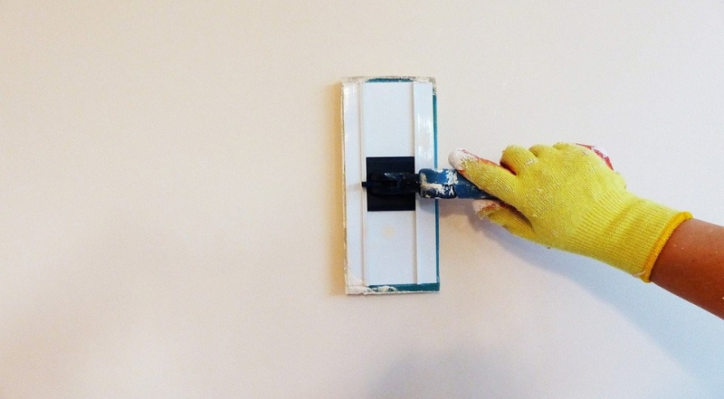 Прикладная инструкция: как снять краску со стен