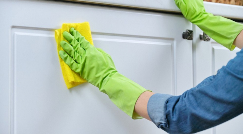 Как правильно мыть кухонные фасады: 8 советов для идеальной чистоты