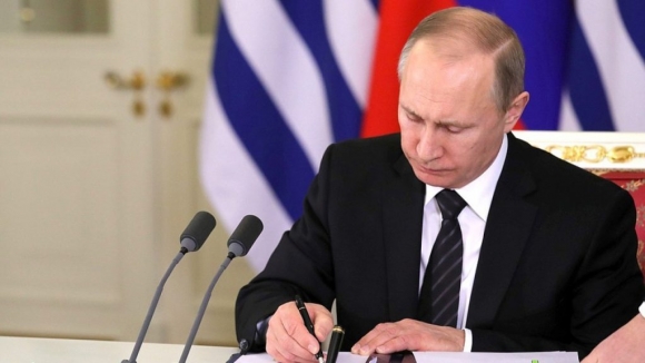 Путин подписал закон о создании единого госзаказчика в строительстве